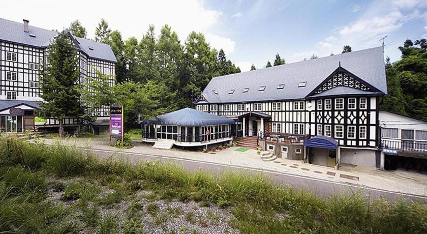 Hakuba Sun Valley Hotel Экстерьер фото