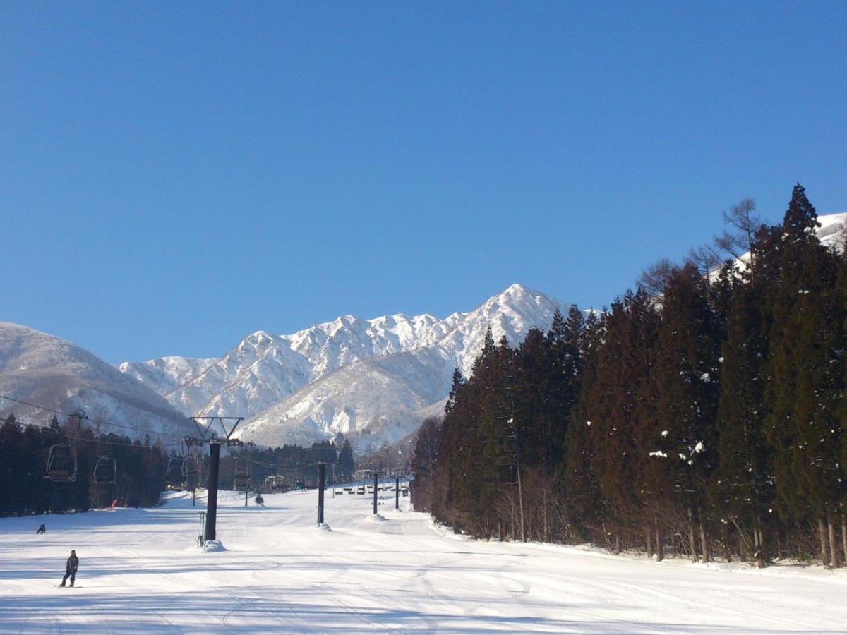 Hakuba Sun Valley Hotel Экстерьер фото